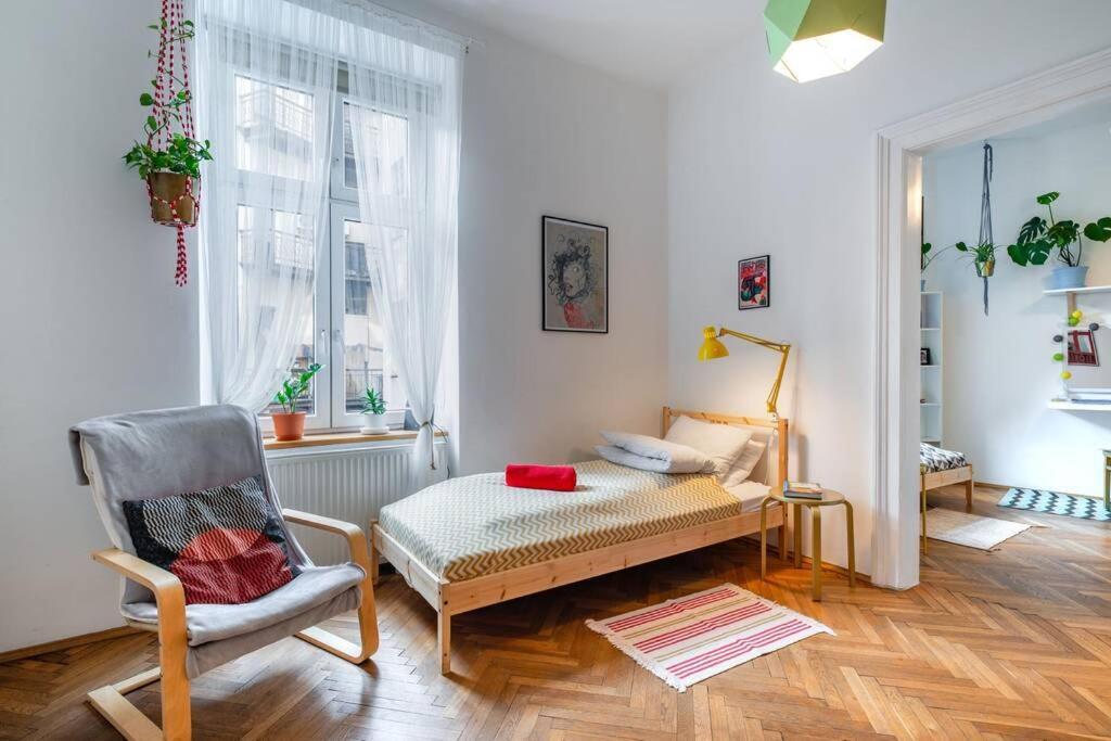 Blue Peace-Apartment With Free Parking In Center For 1-6 People クラクフ エクステリア 写真