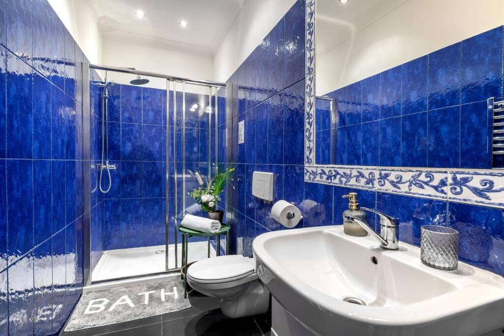 Blue Peace-Apartment With Free Parking In Center For 1-6 People クラクフ エクステリア 写真